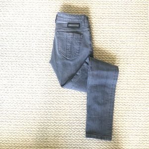 *LIKE NEW* Burberry Kensington Jeans